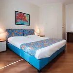 Residence Sacchi Aparthotel
