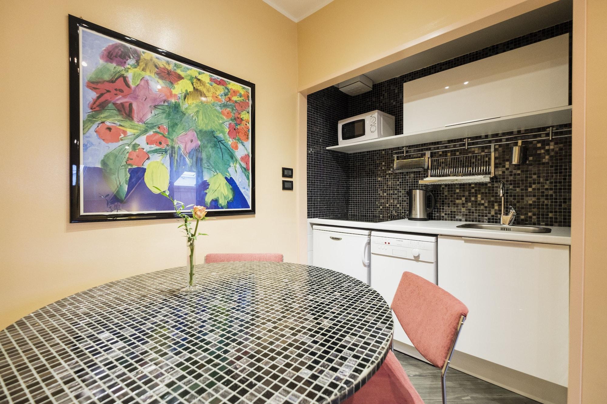 Sacchi Hotel apartamentowy Turyn