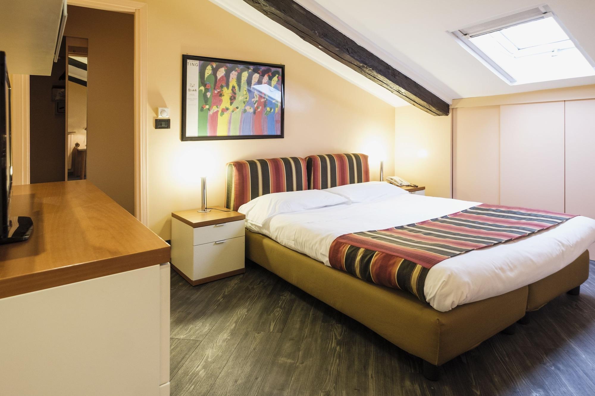 Sacchi Hotel apartamentowy Turyn